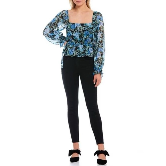 NWT WAYF Blue Rose Open Back Smocked Peplum Blouse - Picture 4 of 12